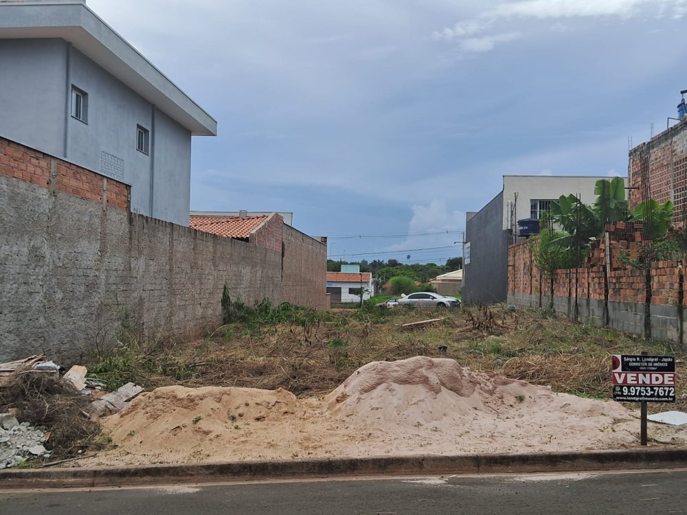 Terreno - Venda - Jardim Treviso - Pirassununga - SP